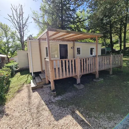 Camping L'Oree Des Cevennes Saint-Jean-de-Valeriscle Exterior photo